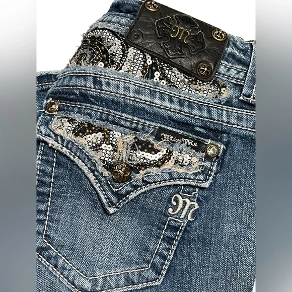 Miss Me Distressed denim bootcut Jeans size 28 - Picture 1 of 10